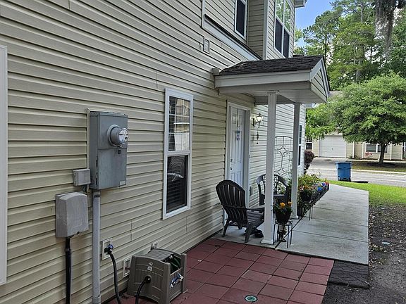 4th image of 140 Grand Oaks Dr