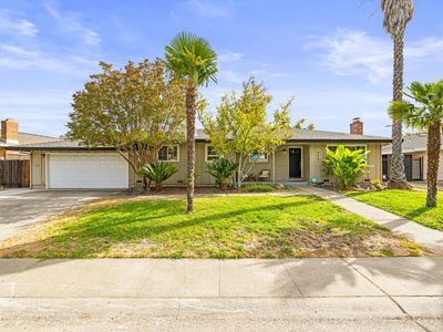 6661 S Land Park Dr, Sacramento, CA, 95831