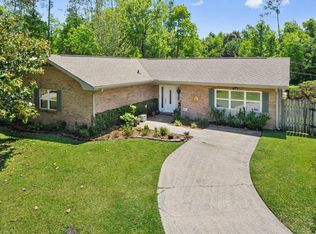 800 Saint Joseph St, Waveland, MS 39576