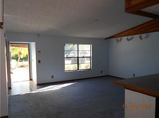 Home For Sale In Port saint lucie