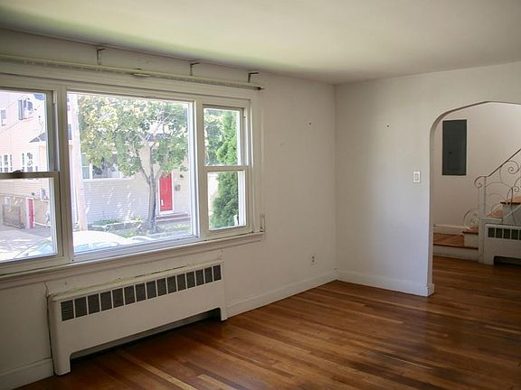 3rd image of 47 Bickford Ave