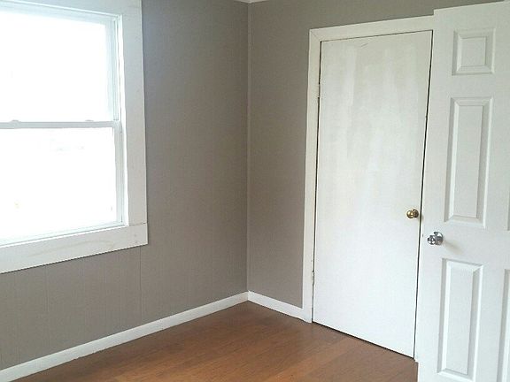 4th image of 1704 Lock Ave
