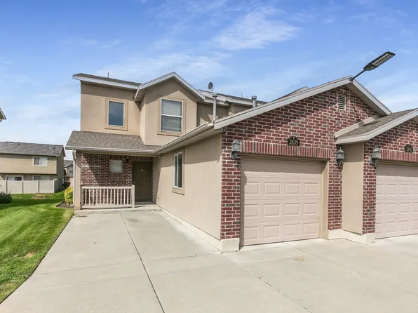 2439 N Wellington Dr, Harrisville, UT 84414