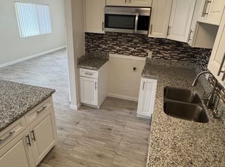 4103 E 52nd St #4105, Maywood, CA 90270