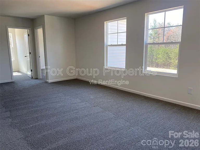 1662 Nicholas Way — Photo 10
