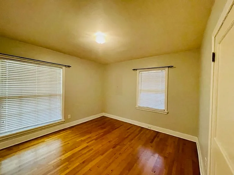 9 Sunset Ave — Photo 9