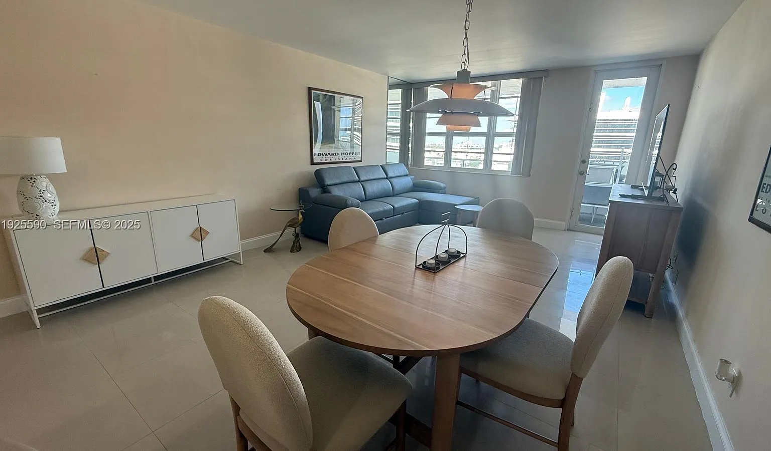 The Decoplage Condo — Photo 3