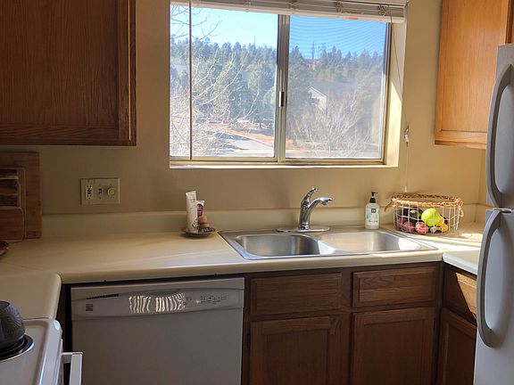 5th image of 2401 N West St APT 208