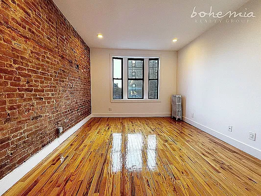 Rented by Bohemia Realty Group | media 4