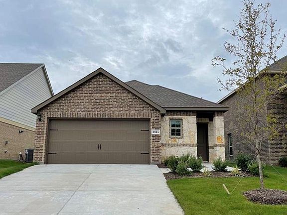 3rd image of 3957 Oak Creek Cir
