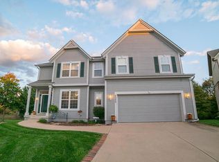 5059 Brownridge Rd, Shawnee, KS 66218