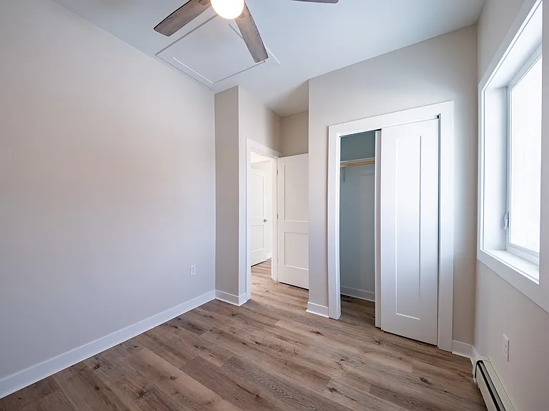 404 W Baraga Ave #B — Photo 10