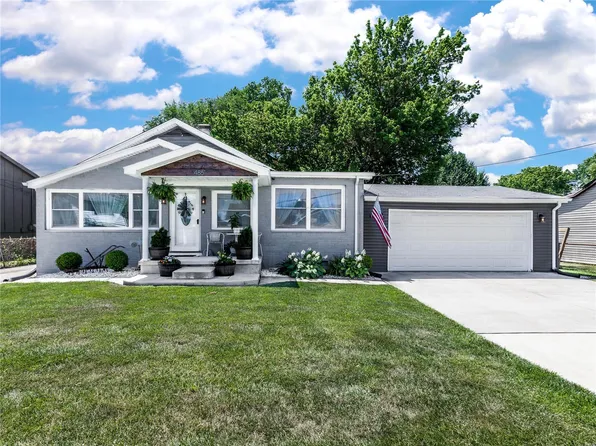 4861 Warnock Ave, Granite City, IL 62040