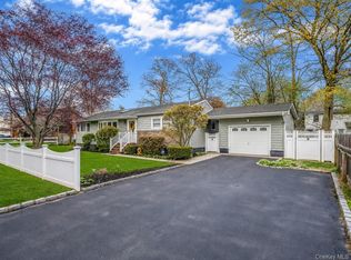 19 Cypress Lane, Shirley, NY 11967
