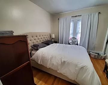 2nd image of 235 Columbia St APT 1L