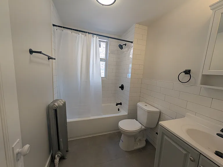 179 Madison St #C5 — Photo 5