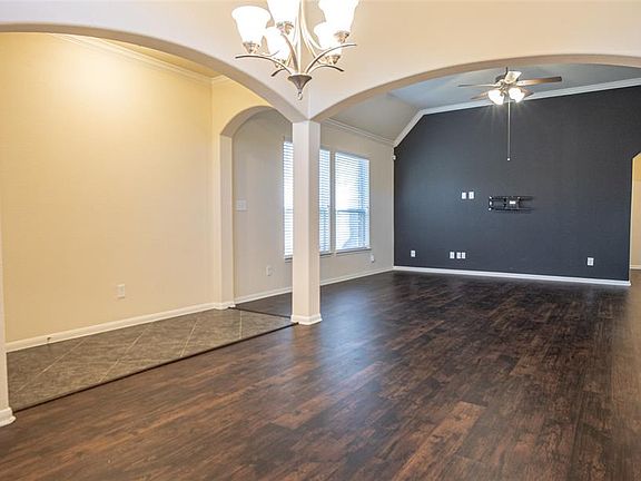 2nd image of 5606 White Camelia Ct