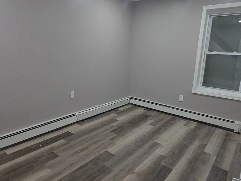 93 Park Ave #2R — Photo 4