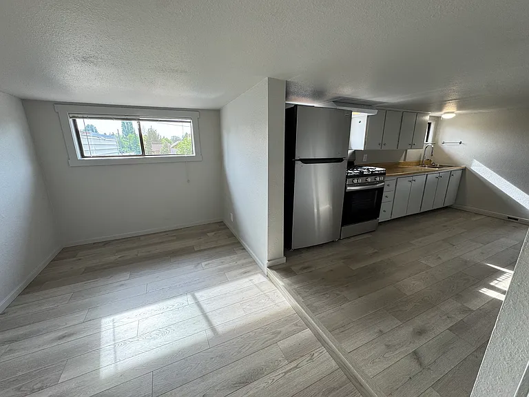 4605 N 41st St #2 — Photo 5