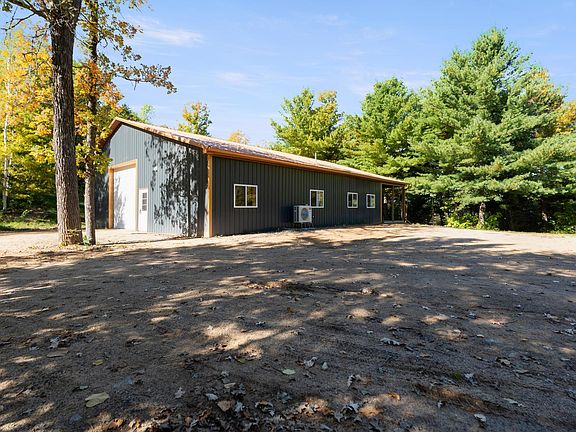 3rd image of 4707 Red Pine Dr NW