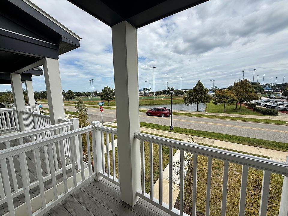 mater bedroom balcony