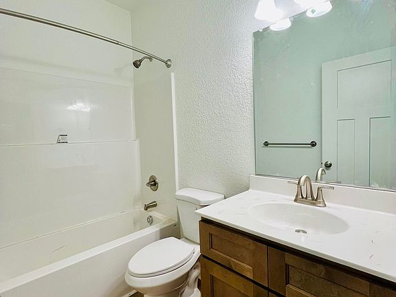 4th image of 499 N Trotman Road