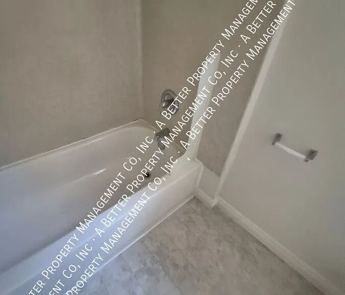 646A Chestnut Ave — Photo 14