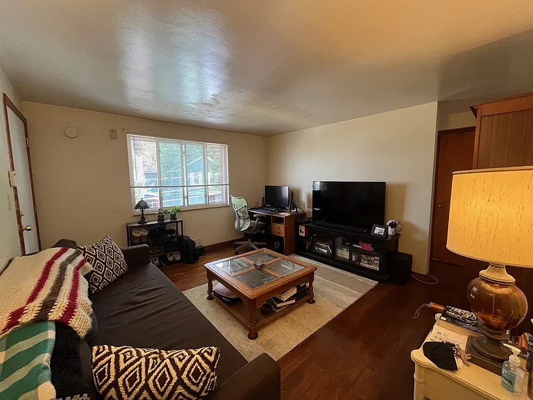 120 Lacrosse St #G3 — Photo 6