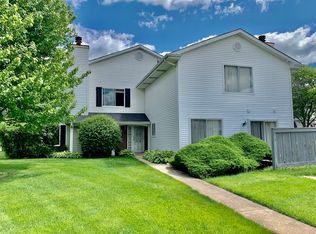 33 Churn Rd, Matteson, IL 60443