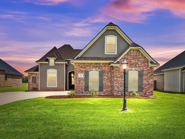 175 Panther Dr, Stonewall, LA 71078
