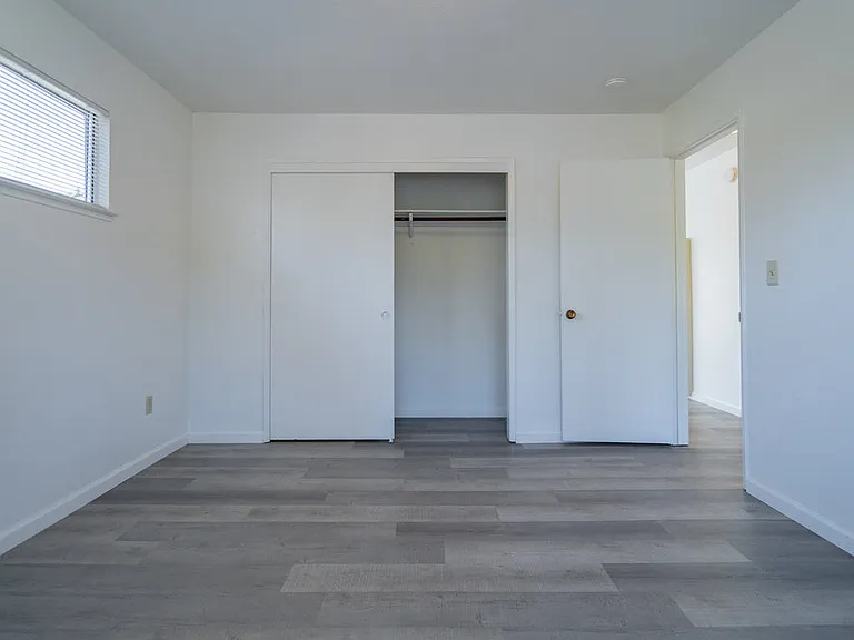 217 Berry St #H — Photo 3