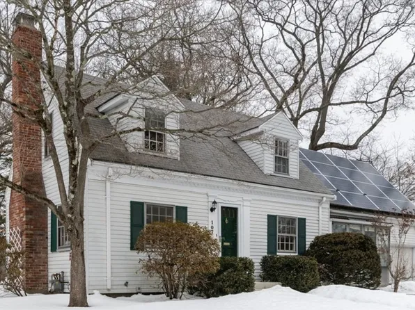 107 Day St, Newton, MA 02466