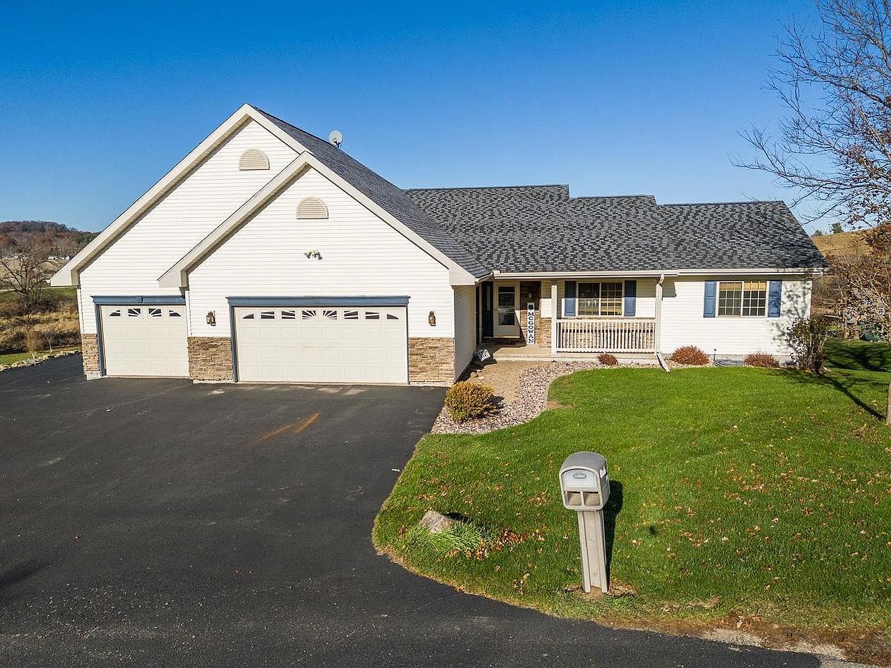 136 Sparks Hill Drive, Cazenovia, WI 53924 MLS 1967181 Zillow