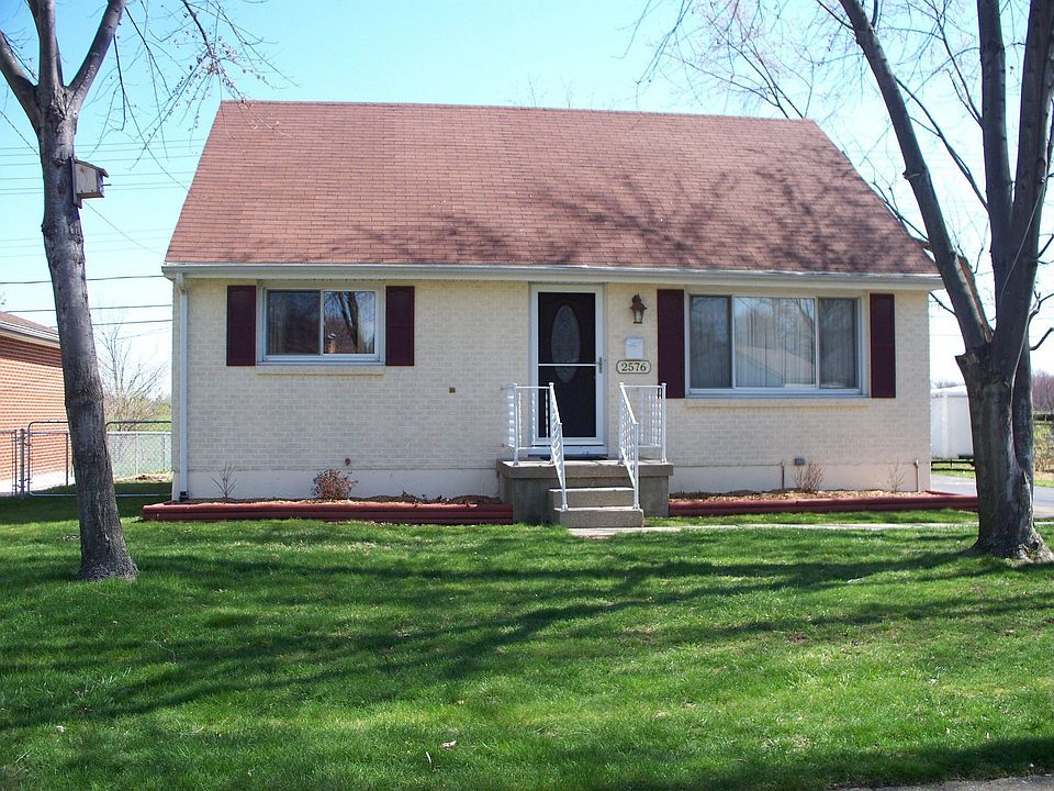 1st image of 2576 Acorn Dr