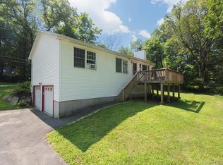 137 Wellsville Ave, New Milford, CT 06776