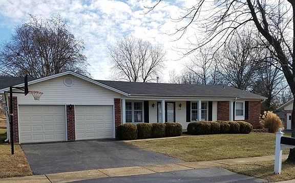 2nd image of 2128 Hillsgate Ct