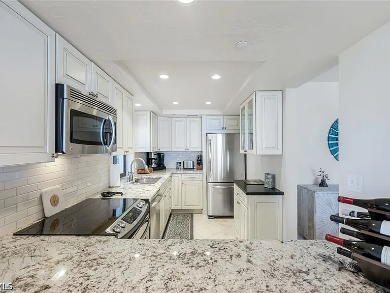 26235 Hickory Blvd #7C — Photo 12