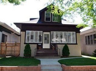 728 S Ridgeland Ave, Oak Park, IL 60304