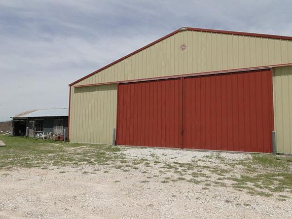 4th image of 2081 S Old Highway 83 Building A