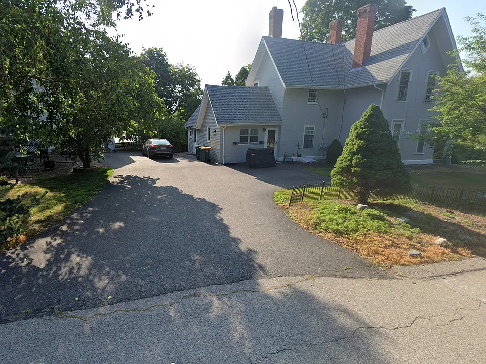 78 King St #A