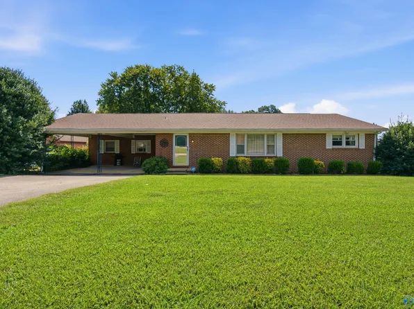 1113 Murphy Hill Rd, Hazel Green, AL 35750