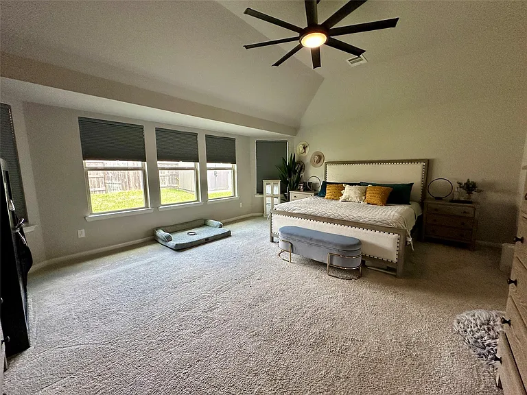 19218 Jenny Creek Ct — Photo 12
