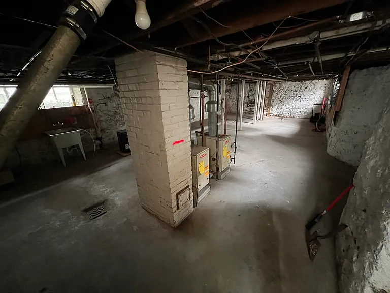 269 Morgan St #2 — Photo 8