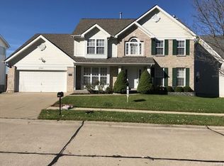2068 Avalon Ridge Cir, Fenton, MO 63026