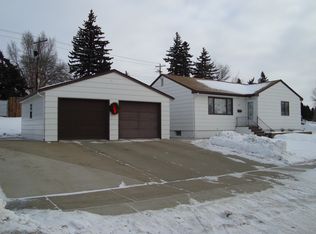 1162 Keating Dr, Bismarck, ND 58501