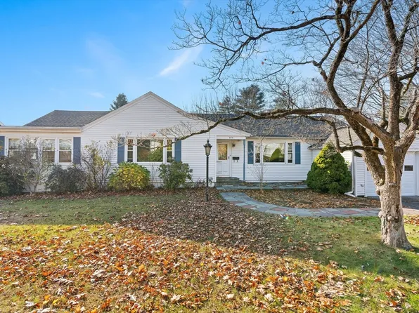 574 Merriam Ave, Leominster, MA 01453
