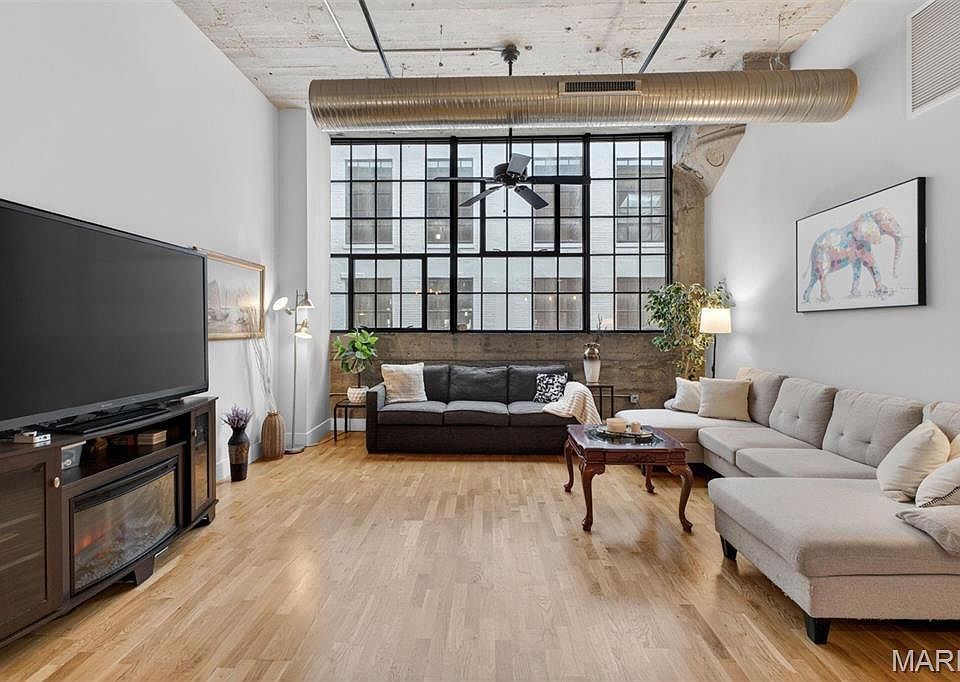 1st image of 4100 Forest Park Ave #427
