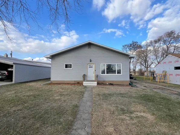 1324 5th Ave, Washburn, ND 58577
