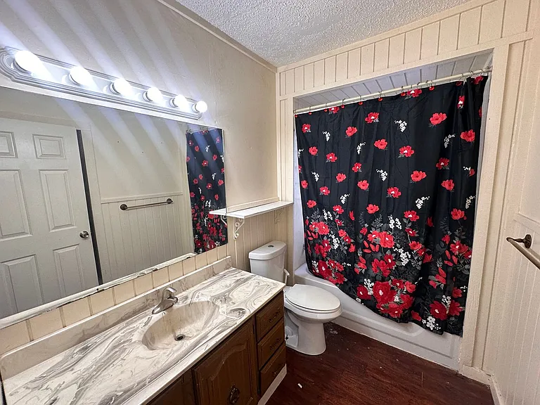 342 Prospect St — Photo 6