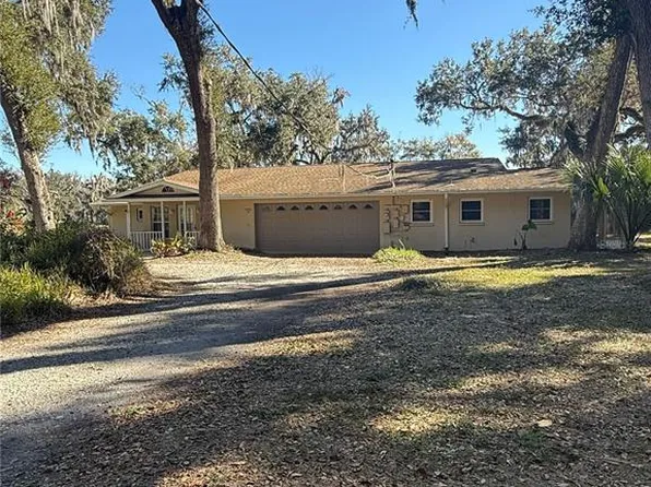 13908 Paradise Ln, Dade City, FL 33525